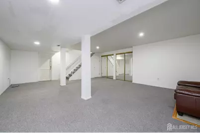 303 Michaels Court, Woodbridge Township, NJ 07095 - Photo 25