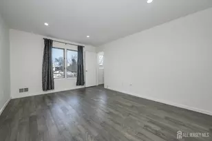 303 Michaels Ct, Woodbridge Township, NJ 07095 - Photo 21