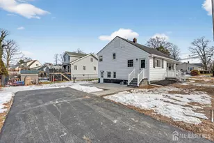 358 Fairfield Way, Keyport, NJ 07735 - Photo 3