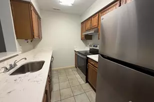 9208 Tamarron Dr, Plainsboro Township, NJ 08536 - Photo 5