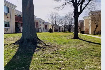 9 Lake Avenue #6B, East Brunswick Township, NJ 08816 - Photo 17