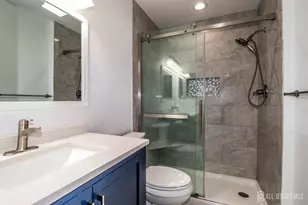 1532 Waterford Dr, Edison, NJ 08817 - Photo 9