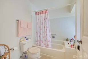 25 Martin Van Buren Dr, Monroe Township, NJ 08831 - Photo 29