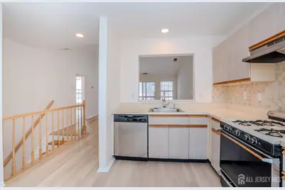 32 Tanglewood Court, South Brunswick Township, NJ 08852 - Photo 11