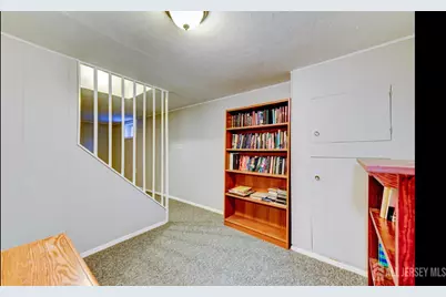 112 Madison Drive, South Plainfield, NJ 07080 - Photo 27