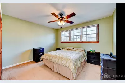 112 Madison Drive, South Plainfield, NJ 07080 - Photo 17