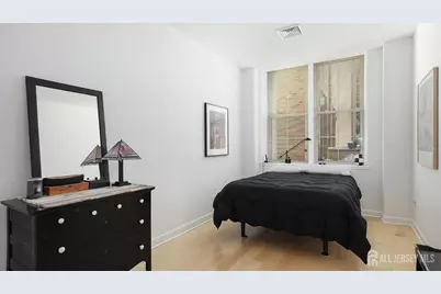 201 S 2nd Avenue S #9, Highland Park, NJ 08904 - Photo 15