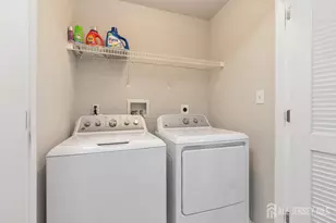 1302 Hights Farm Rd N, Monroe Township, NJ 08831 - Photo 35