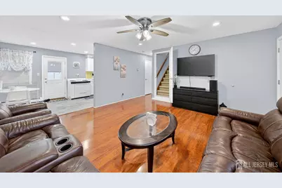 80 Poplar Street, Carteret, NJ 07008 - Photo 3