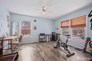 107 Lloyd Ct, East Brunswick Township, NJ 08816 - Photo 11