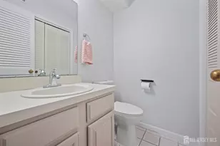 107 Lloyd Ct, East Brunswick Township, NJ 08816 - Photo 9