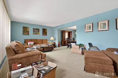 30 Iroquois Drive, Sayreville, NJ 08859 - Photo 7