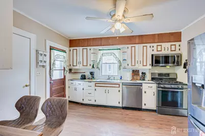 325 Hancock Street, South Plainfield, NJ 07080 - Photo 7