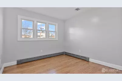 514 Longwood Avenue, Bound Brook, NJ 08805 - Photo 13