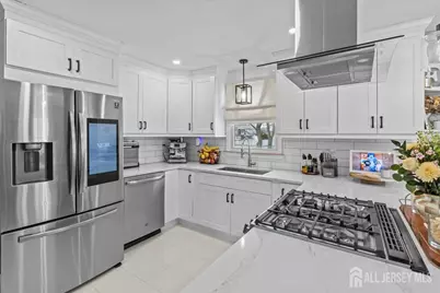 401 Port Monmouth Road, Middletown, NJ 07748 - Photo 7