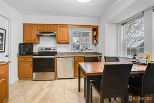 36C Canterbury Dr, Monroe Township, NJ 08831 - Photo 9