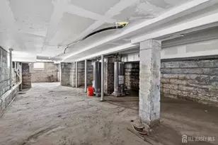 441 S Clinton Street S, East Orange, NJ 07018 - Photo 27