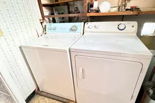 107 Zoar Pl, Middlesex, NJ 08846 - Photo 17