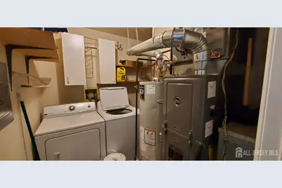 261 Kempsey Drive, North Brunswick Township, NJ 08902 - Photo 31