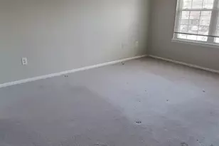 261 Kempsey Dr, North Brunswick Township, NJ 08902 - Photo 17