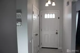 83 Pheasant Run, Edison, NJ 08820 - Photo 3