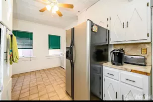 271 Woodbridge Ave, Woodbridge Township, NJ 07095 - Photo 5