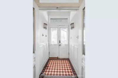 346 E Union Street, Burlington City, NJ 08016 - Photo 5