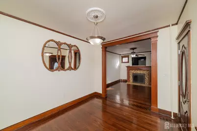 684 Amboy Avenue, Edison, NJ 08837 - Photo 9