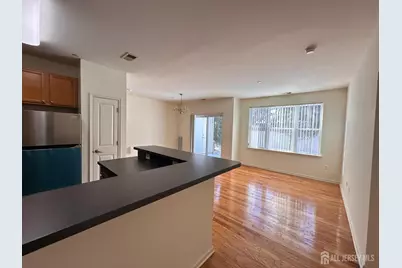 365 Lehigh Avenue #109, Perth Amboy, NJ 08861 - Photo 7