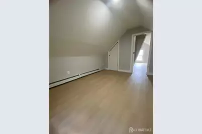 315 E Smith Street E, Woodbridge Township, NJ 07095 - Photo 7