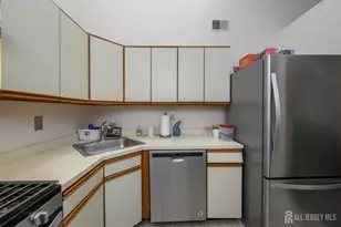 1514 Longley Ct, Branchburg Township, NJ 08876 - Photo 11