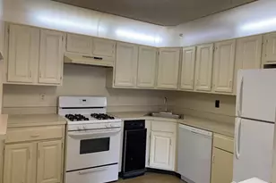 17 Voscek Ct, Lawrence Township, NJ 08648 - Photo 9