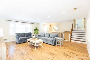 9 Sturbridge Dr W, Piscataway Township, NJ 08854 - Photo 7