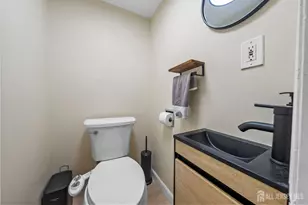 272 Main St, Matawan, NJ 07747 - Photo 21