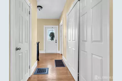 589 Mountain Avenue, Bound Brook, NJ 08805 - Photo 3