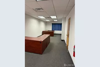 76 Main Street, Woodbridge Township, NJ 07095 - Photo 9