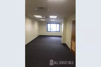 76 Main Street, Woodbridge Township, NJ 07095 - Photo 7