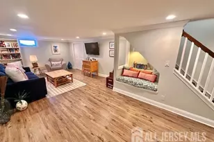 8 Willow Ct, Sayreville, NJ 08859 - Photo 29