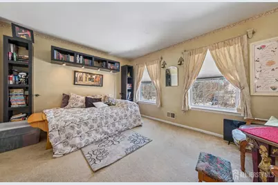 5 Oak Hill Drive, Monroe Township, NJ 08831 - Photo 9