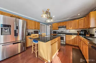 5 Oak Hill Dr, Monroe Township, NJ 08831 - Photo 3