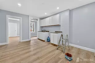 11 N Willow St, Trenton, NJ 08608 - Photo 3