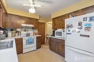 12 Lake Ave, Franklin Township, NJ 08873 - Photo 11