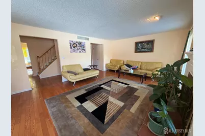 76 Regal Drive, South Brunswick Township, NJ 08852 - Photo 5