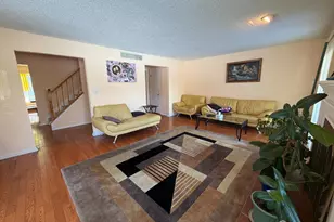 76 Regal Dr, South Brunswick Township, NJ 08852 - Photo 5