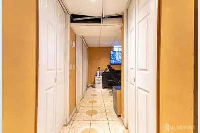 48 Locust Street, Carteret, NJ 07008 - Photo 21