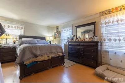 48 Locust Street, Carteret, NJ 07008 - Photo 15