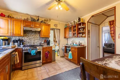 48 Locust Street, Carteret, NJ 07008 - Photo 11