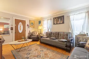 48 Locust St, Carteret, NJ 07008 - Photo 7