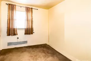 37 Patrick St, Carteret, NJ 07003 - Photo 21