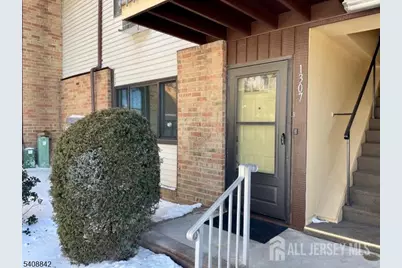 1307 Cricket Lane, Woodbridge Township, NJ 07095 - Photo 3